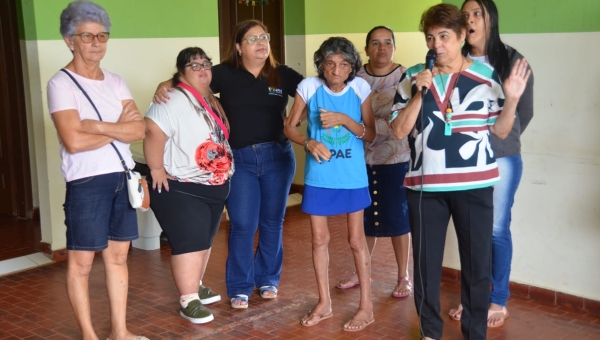 Apae Rio Branco encerra ano letivo com orações, emoção e muita alegria